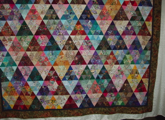    Ribbon Winner 09 E 23 Kathy Rose - Pyramid Pazzazz - 2nd Place  Large Traditional Pieced Commercially Quilted